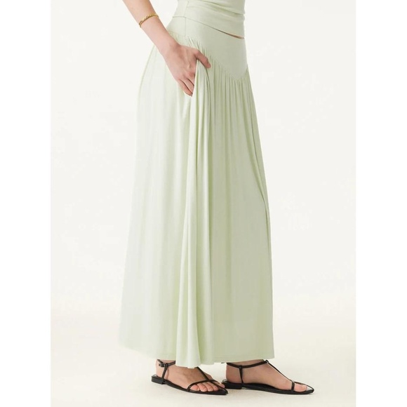 OGL NWT- M Ultrasoft V-shape Waist Gathred Maxi Circle Skirt with Pockets - Picture 4 of 9